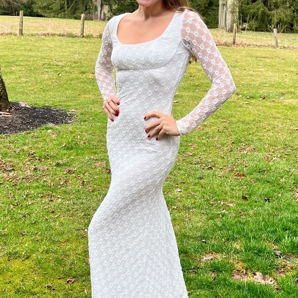 Bardot Adoni Long-Sleeve Lace Midi Dress Women’s 00 Elegant White Bridal tights - Picture 4 of 10